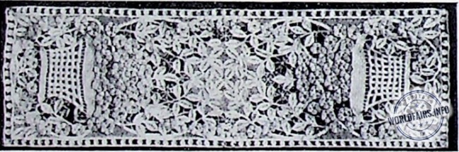 Jeté de table point français, Mademoiselle C. du Puigaudeau édition "Art et dentelle"