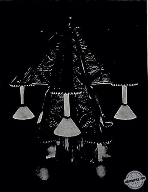 Lustre de W. Gautarczyk, architecte