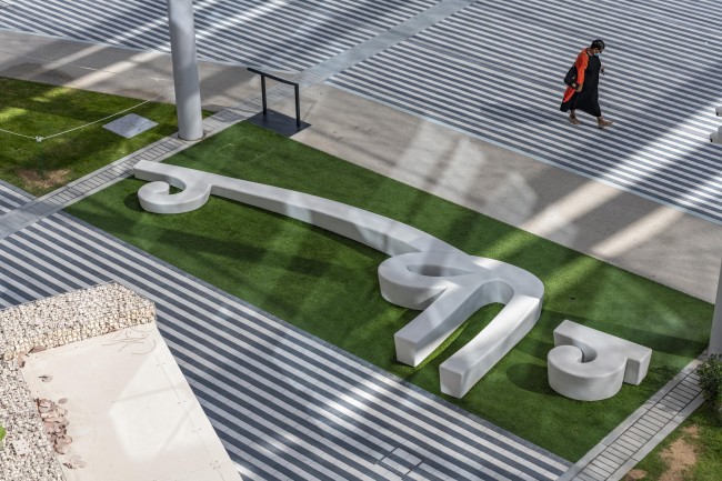 Calligraphy benches at Mangrove Avenue - Sustainability District<br />©Antony Fleyhan /Expo 2020 Dubai