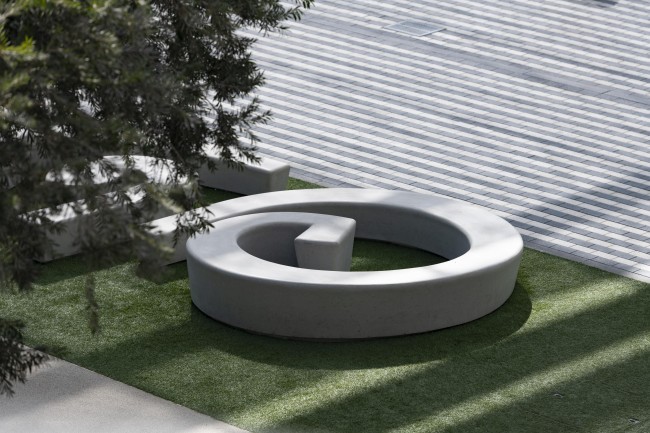 Calligraphy benches at Mangrove Avenue - Sustainability District<br />©Antony Fleyhan /Expo 2020 Dubai