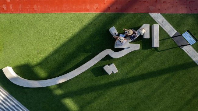 Aerial view of a calligraphy bench<br />©Christopher Pike/Expo 2020 Dubai