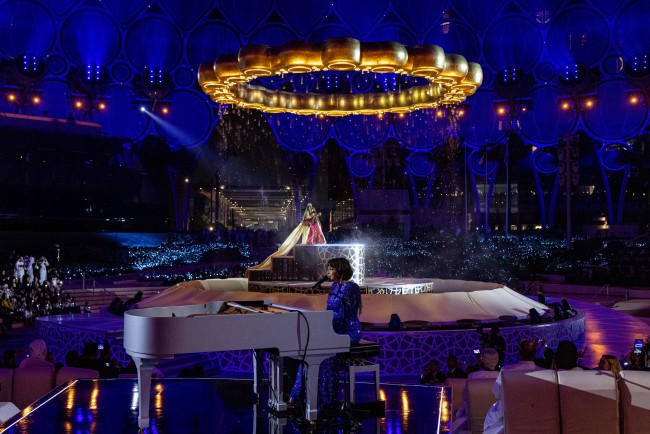 Norah Jones performs during the Expo 2020 Dubai Closing Ceremony<br />©Christopher Pike/Expo 2020 Dubai