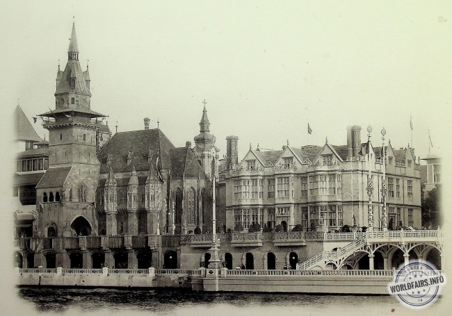 Palais de la Hongrie et de la Grande Bretagne<br />©Héliotypes - Exposition Universelle de 1900