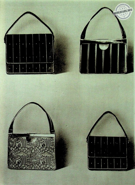 Section autrichienne<br />SACS A MAIN (cuir) par la WIENER WERKSTÄTTE.