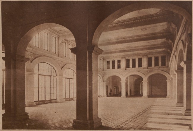 El grandioso vestibulo del Estadio de Montjuich