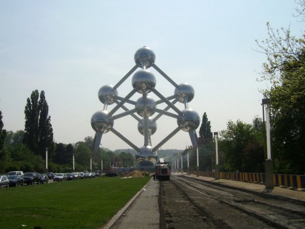 atomium3-petit.jpg